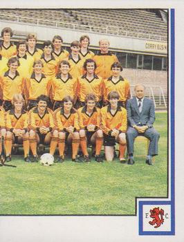 1980-81 Panini Football 81 (UK) #484 Dundee United Team Group Front