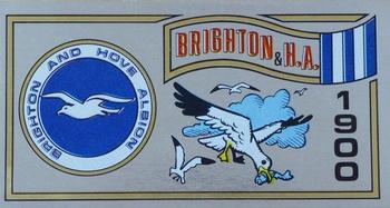 1982-83 Panini Football 83 (UK) #54 Badge Front