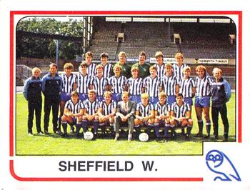 1983-84 Panini Football 84 (UK) #425 Team Photo Front