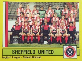 1986-87 Panini Football 87 (UK) #439 Team Group Front