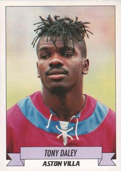 1992-93 Panini Football '93 (England) #23 Tony Daley Front