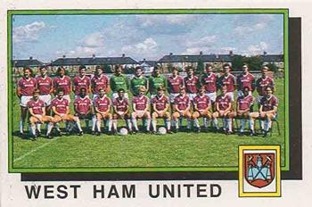 1985-86 Panini Football 86 (UK) #372 Team Group Front