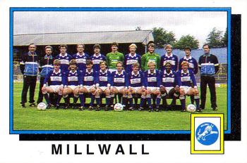 1985-86 Panini Football 86 (UK) #422 Team Group Front