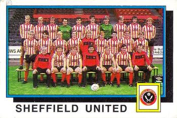 1985-86 Panini Football 86 (UK) #428 Team Group Front