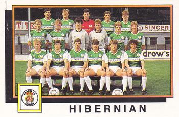 1985-86 Panini Football 86 (UK) #508 Hibernian Team Group Front