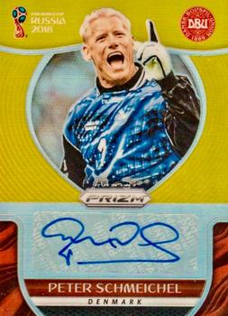 2018 Panini Prizm FIFA World Cup - Signatures Prizms Gold #S-PS Peter Schmeichel Front