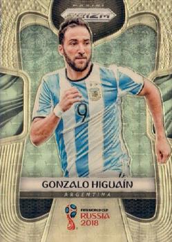2018 Panini Prizm FIFA World Cup - Gold Power Prizm #5 Gonzalo Higuain Front