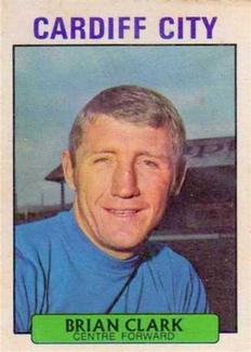 1971-72 A&BC Gum English Footballers (Purple Backs) #39 Brian Clark Front