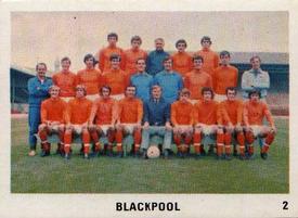 1970 The Sun Football Swap Cards #2 Team Photo Front