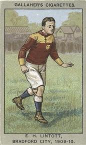 1910 Gallaher Association Football Club Colours #25 Evelyn Lintott Front