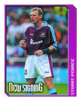 1999-00 Merlin F.A. Premier League 2000 #491 Stuart Pearce Front