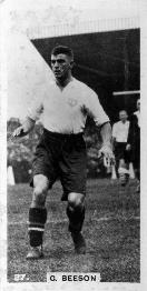 1934 Gallaher Footballers in Action #27 George Beeson Front