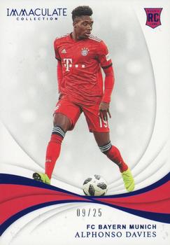 2018-19 Panini Immaculate Collection - Sapphire #17 Alphonso Davies Front