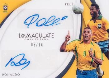 2018-19 Panini Immaculate Collection - Dual Autographs #DU-PR Pele / Ronaldo Front
