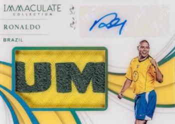 2018-19 Panini Immaculate Collection - Logo Signatures #LS-RO Ronaldo Front
