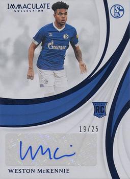 2018-19 Panini Immaculate Collection - Rookie Autographs Sapphire #12 Weston McKennie Front