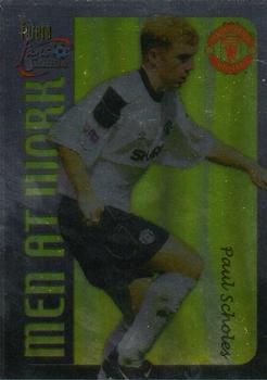 2000 Futera Fans Selection Manchester United - Foil #197 Paul Scholes Front