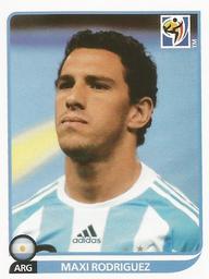 2010 Panini FIFA World Cup Stickers (Blue Back) #117 Maxi Rodriguez Front