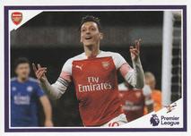 2018-19 Panini Tabloid Premier League 2019 #31 Mesut Özil Front