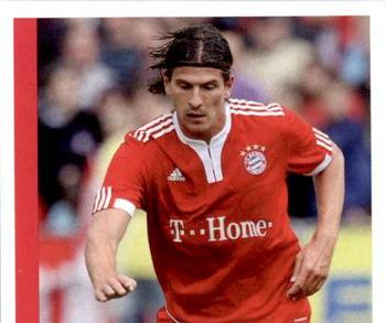 2009-10 Panini FC Bayern München Stickers #104 Mario Gomez Front