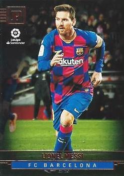 2019-20 Panini Chronicles #424 Lionel Messi Front