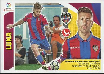 2017-18 Panini LaLiga Santander Este Stickers #438 Luna Front