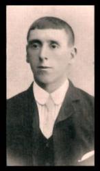 1912 R&J Hill Famous Footballers #15. George Wall Front