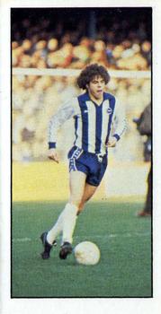 1980-81 Bassett & Co. Football #7. Peter Ward Front