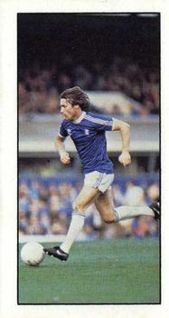 1980-81 Bassett & Co. Football #13. Willie Johnston Front
