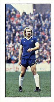 1980-81 Bassett & Co. Football #31. Clive Walker Front