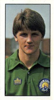 1980-81 Bassett & Co. Football #33. John Lukic Front