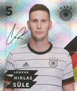 2020 REWE DFB Fussballstars - Glitzer #5 Niklas Sule Front