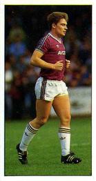 1987 Barratt Football Candy Sticks #40 Tony Cottee Front