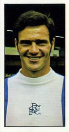 1974-75 Bassett & Co. Football Stars #14 Roger Hynd Front