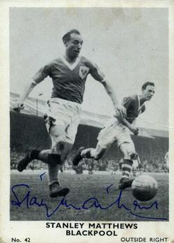 1961 A&BC Footballers #42 Stanley Matthews Front