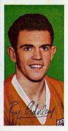 1962 Barratt & Co. Famous Footballers (A10) #2 Ray Charnley Front