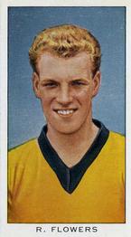 1961 Kellogg's International Soccer Stars #5 Ron Flowers Front