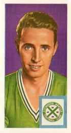 1963 Comet Sweets Footballers and Club Colours #17 Wilf Carter Front