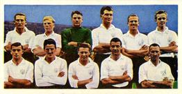 1958-59 Soccer Bubble Gum Soccer Teams #42 Fulham Front