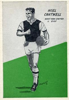 1958 Master Vending Cardmaster Football Tips #47 Noel Cantwell Front