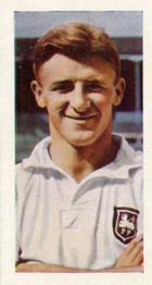 1957 Cadet Sweets Footballers #13 Tommy Docherty Front
