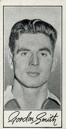 1956 Barratt & Co. Famous Footballers (A4) #26 Gordon Smith Front