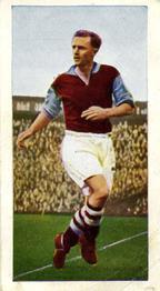 1956-57 Chix Confectionery Famous Footballers #33 David Walsh Front