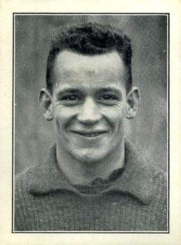 1935 R & J Hill Popular Footballers #5 Sammy Black Front