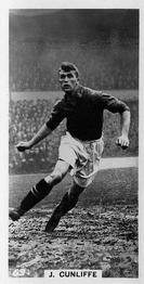 1934 J. A. Pattreiouex Footballers in Action #69 Jimmy Cunliffe Front