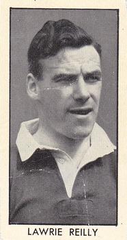 1957 D.C. Thomson Football Stars #35 Lawrie Reilly Front