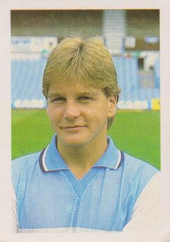 1983-84 FKS Publishers Soccer Stars #44 John Hendrie Front