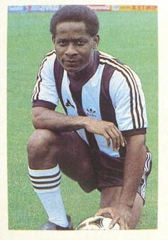 1983-84 FKS Publishers Soccer Stars #146 John Chiedozie Front