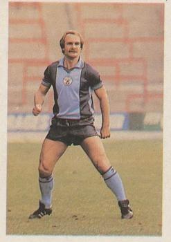 1983-84 FKS Publishers Soccer Stars #200 Mick Mills Front