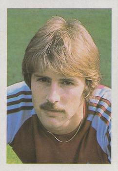1983-84 FKS Publishers Soccer Stars #273 Neil Orr Front